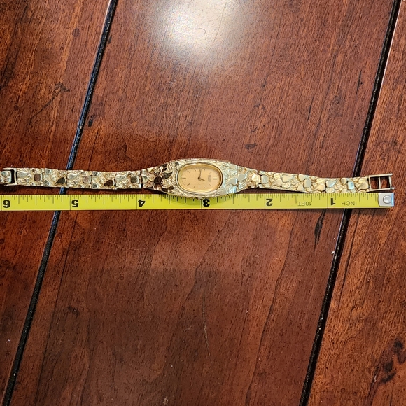 Vintage beautiful Seiko women's watch 14k solid gold! - Picture 3 of 7